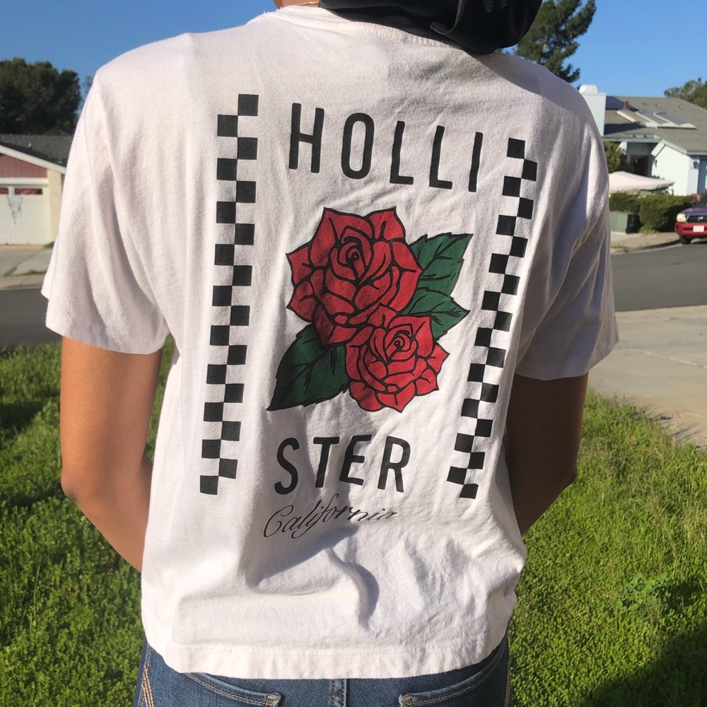 Women’s Hollister T-shirt